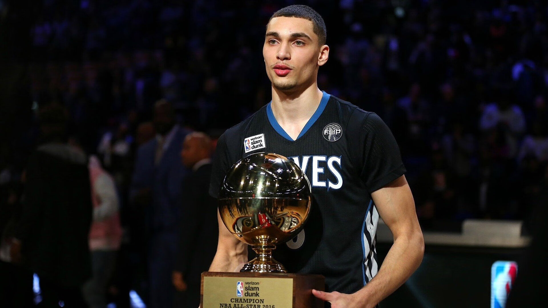 统计数据：投篮命中率达46%，助攻22次稳扎稳打！，投篮的命中率